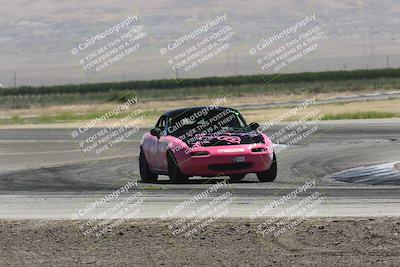 media/Jun-01-2024-CalClub SCCA (Sat) [[0aa0dc4a91]]/Group 3/Race/